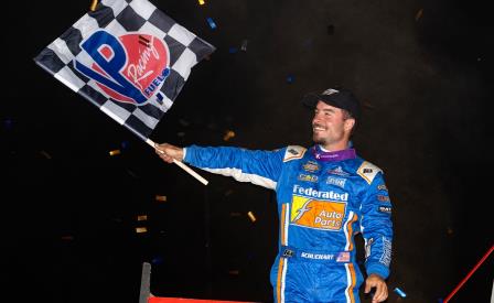 Logan Schuchart won the WoO stop at Grays Harbor Monday (Trent Gower Photo) (Video Highlights from DirtVision.com)