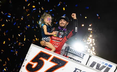 Kyle Larson won Thursday's prelim at the Gold Cup (Trent Gower Photo) (Video Highlights from DirtVision.com)