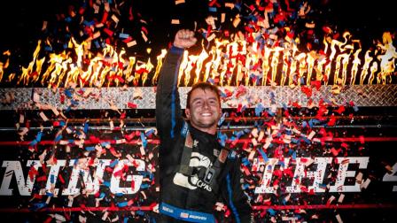 Logan Seavey (Sutter, Calif.) won all three USAC National feature events on Saturday night during the 4-Crown Nationals at Rossburg, Ohio's Eldora Speedway. (Indy Racing Images Photo)