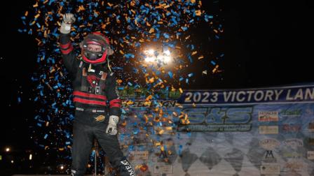 Logan Seavey (Sutter, Calif.) captured his eighth USAC NOS Energy Drink Midget National Championship victory of the season on Wednesday night at California's Merced Speedway. (DB3, Inc. Photo) (Video Highlights from FloRacing.com)