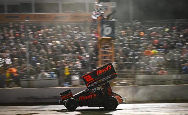 David Gravel Charges from Fifth to Win Federated Auto Parts Showdown at Ohsweken Finale