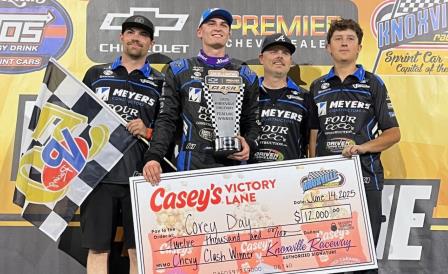 Corey Day won the WoO stop at Knoxville Saturday (Video Highlights from DirtVision.com)