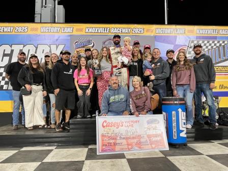 Austin McCarl capped his fourth track title at Knoxville with a win on Season Championship Night (Video Highlights from DirtVision.com)