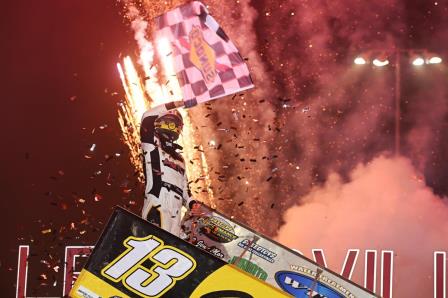 Daison Pursley won the $30,000 Commonwealth Clash Saturday at Lernerville (Chad Warner Photo) (Video Highlights from FloRacing.com)