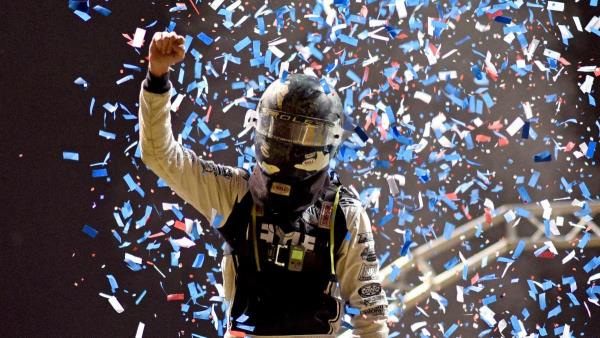 Mitchel Moles Breaks 61-Race USAC Sprint Car Winless Streak in Paragon Thriller