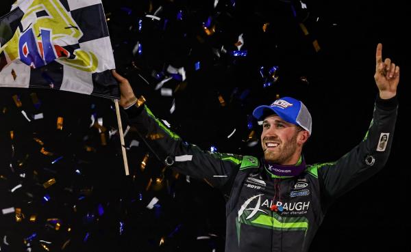 Carson Macedo Shines In His New Egypt Debut with World of Outlaws