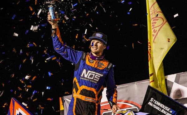 Sheldon Haudenschild Bests Emerson Axsom in Angell Park Thriller