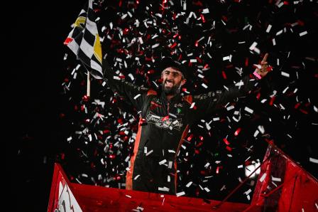 Zach Daum won the ASCS finale at Creek County Saturday (Emily Schwanke Photo) (Video Highlights from DirtVision.com)