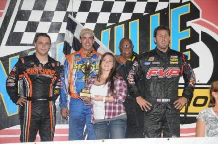 Mark Dobmeier won at Season Championship Night at Knoxville (Serena Dalhamer Photo)