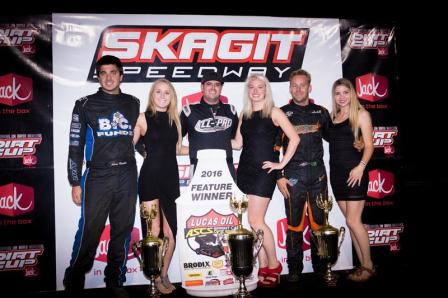 Victory Lane at the Skagit Dirt Cup (Lisa Dynes Photography)