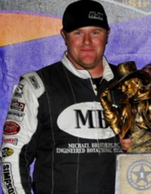 RJ Johnson Hires RJ Johnson for USAC National Sprint Cars in Knoxville!