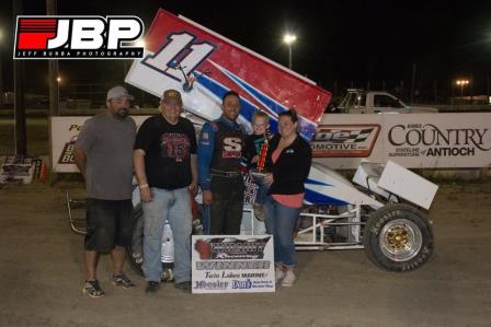 Joey and the Dodd team in Victory Lane at Wilmot (Jeff Burba Photography)