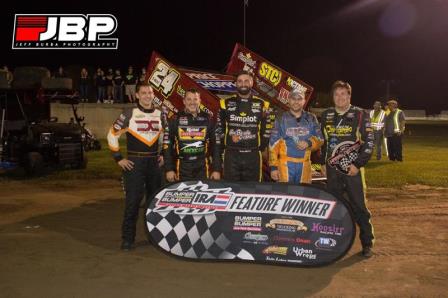 TMAC with the top five at Dodge County (L to R) Scott Neitzel 5th, Tony Stewart 4th, Austin McCarl 3rd, Jeremy Schultz 2nd (Jeff Burba Photography)
