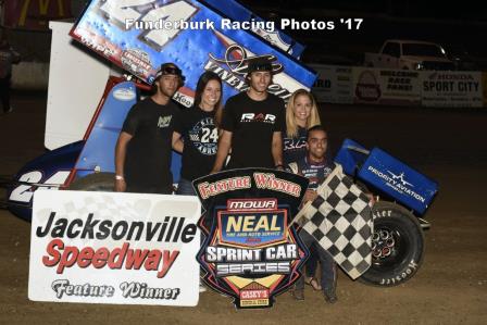 Rico Abreu won in MOWA Illinois Sprintweek action at Jacksonville (Mark Funderburk Racing Photo)