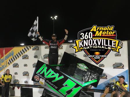 Jamie Veal celebrates his win on night #2 of the 360 Nationals (Joanne Cram Photo)
