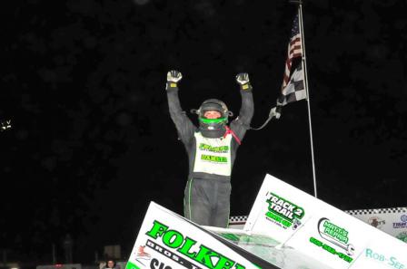 Tim Kaeding celebrates at I-80 Speedway (Rob Kocak Photo)