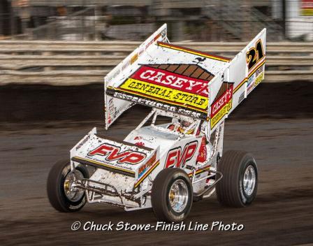 It's Christmastime in Knoxville (Chris Stowe - Finish Line Photo)