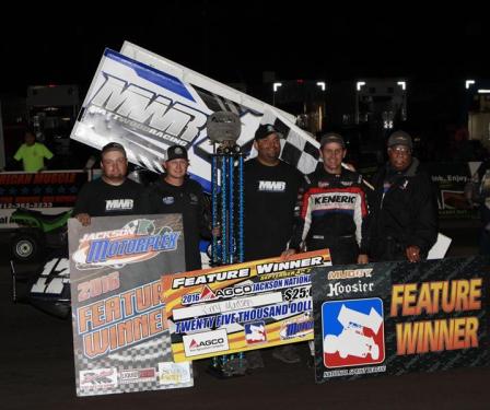 The team celebrates their win at the Jackson Nationals (Shannon Dyce/NSL Photo)