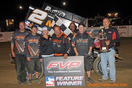 Danny Lasoski in Moberly Victory Lane (John Lee - High Fly'N Photos)