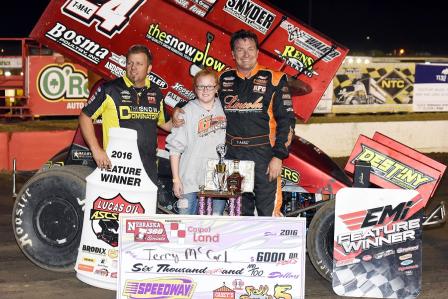 TMAC celebrates his 300th win while crew chief Doug Rankin looks to the horizon for some perspective (Jeff Bylsma Photo)