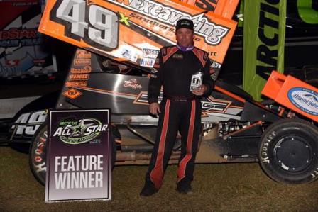 (Photo: Tim Shaffer earns $5,000 for his efforts at Bubba Raceway Park - Paul Arch Photo Credit)