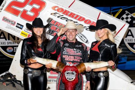 Seth Bergman picked up Night 1 of Tony Stewart presents the Vankor Texas Sprint Car Nationals. The win is his 11th with the Lucas Oil American Sprint Car Series presented by Sawblade.com. (Vince Vellella/ASCS)