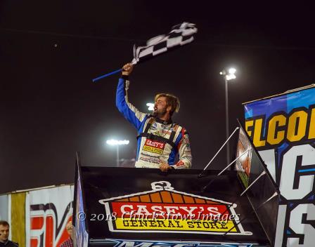 Two wins at Knoxville have Austin McCarl on top of the Midwest Thunder Sprint Cars points heading into this weekend (Chuck Stowe Image)