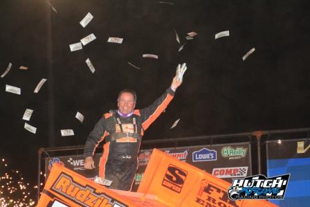 Tim Shaffer won $100,000 at the Sprint Car World Championship in Mansfield Saturday (Hutch Xtreme Racing Photos)
