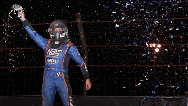Justin Grant Takes Charge at Red Hill For Second Straight USAC Sprint Win