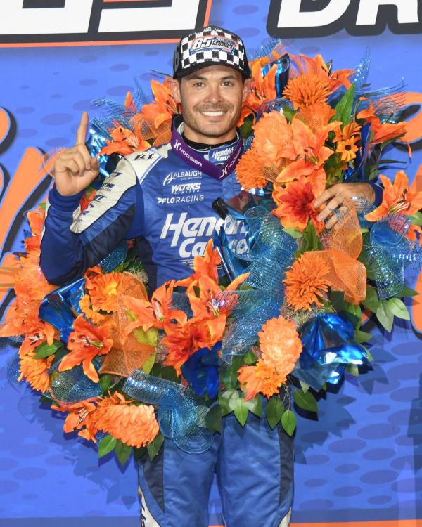Kyle Larson “Jets” To Fourth Knoxville Nationals Win in Six Years!