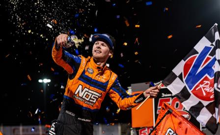 Sheldon Haudenschild won the WoO opener at Huset's Friday (Tyler Carr Photo) (Video Highlights from DirtVision.com)