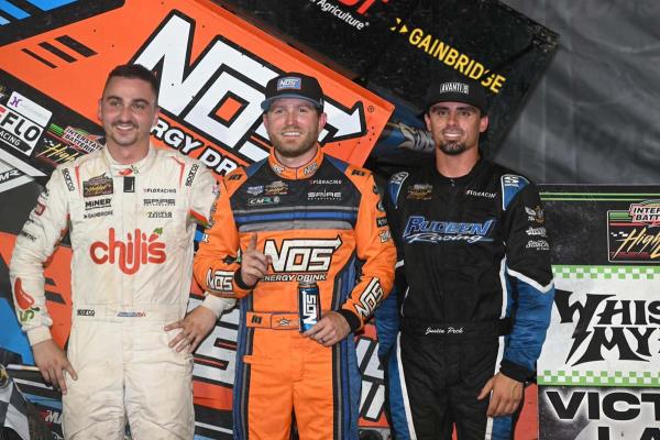 Tyler Courtney Goes 12th to 1st to Win Hockett/McMillin Opener at Lucas Oil